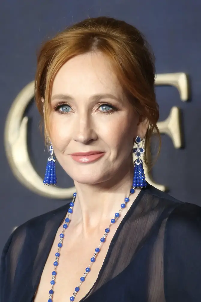 JK Rowling scaled 4