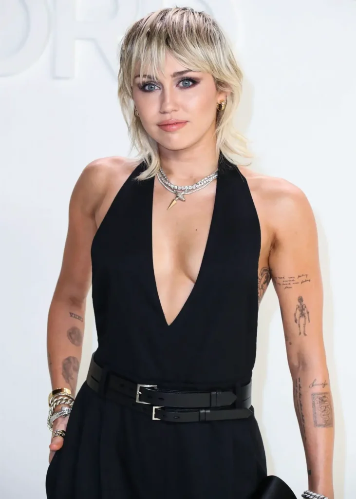 Miley Cyrus 2 scaled 2 1097x1536 1